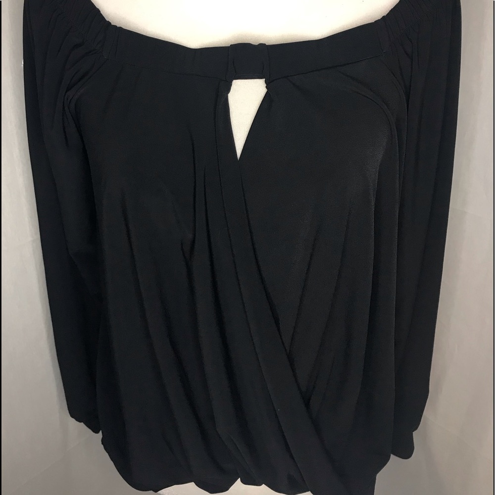 OFF Shoulder BLACK Sexy Top!!